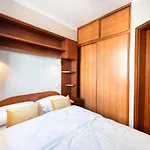 Metro Wilanowska Homely Apartment